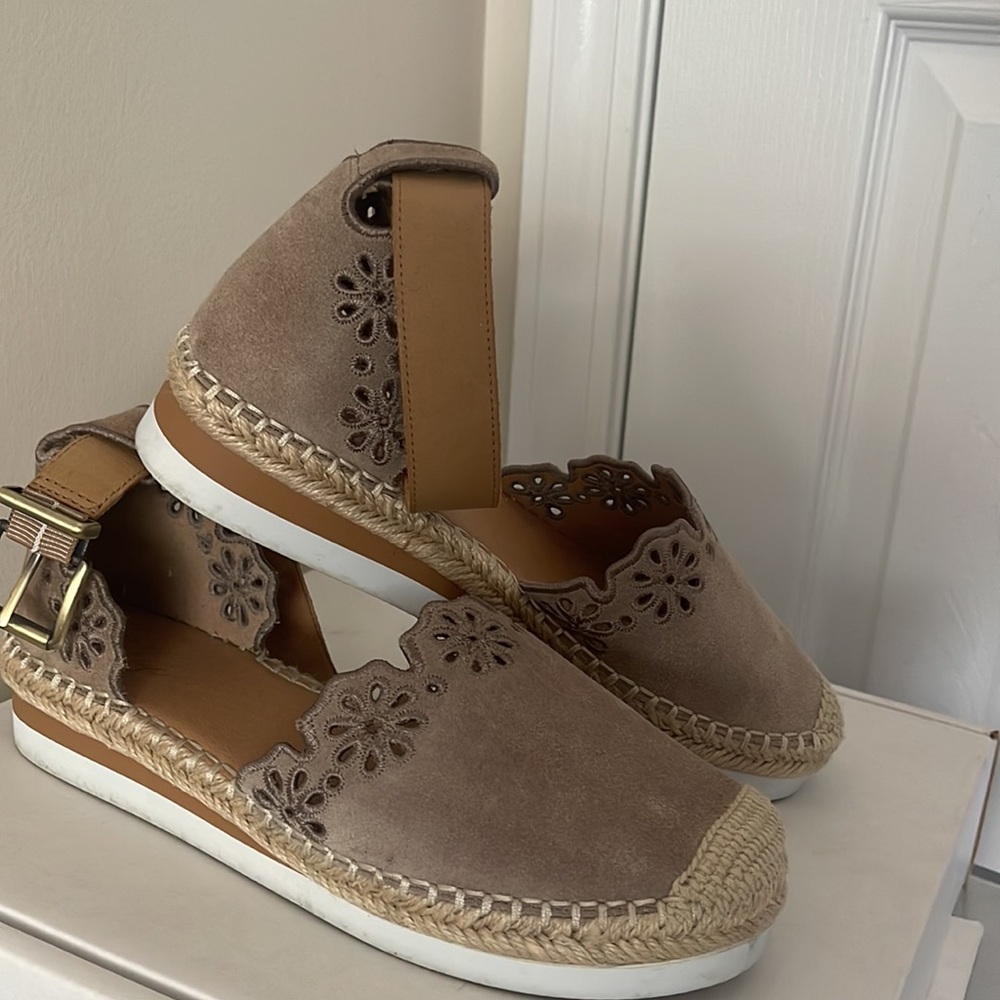Crown Vintage Taupe Leather Brixie Wedge Sandal Size 7M, classic, casual - Picture 2 of 4